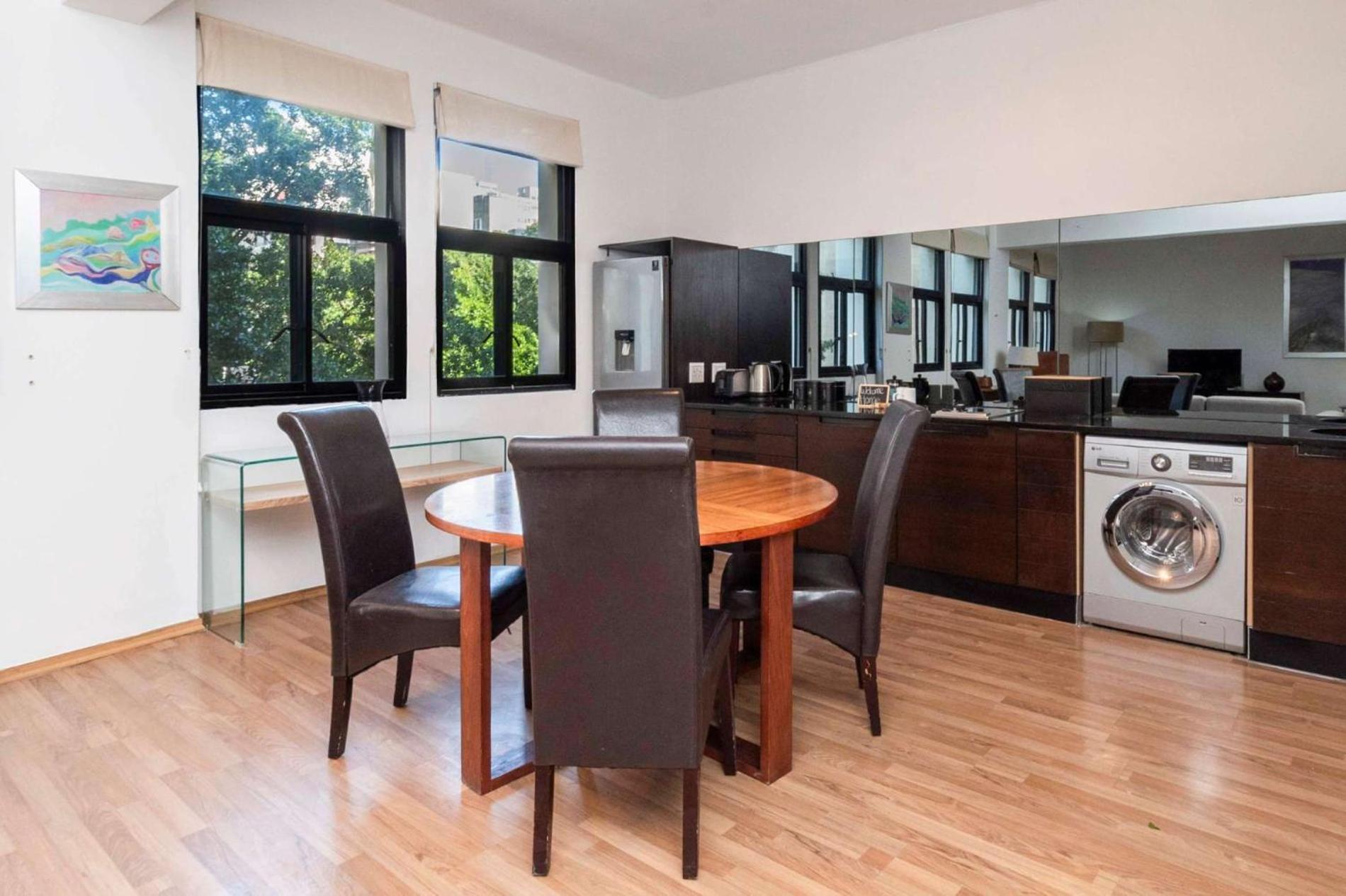 Apartment Greenmarket Place Contemporary Retreat Cape Town
